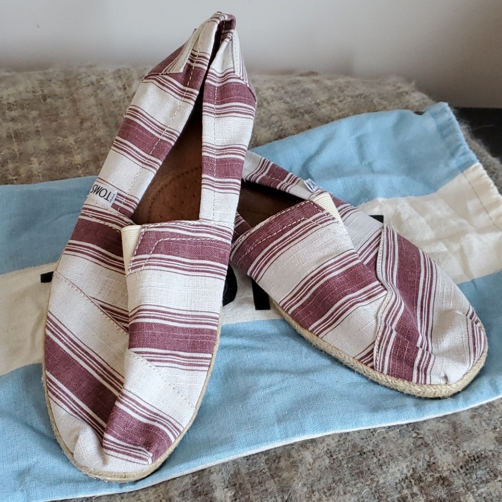 Toms shoes